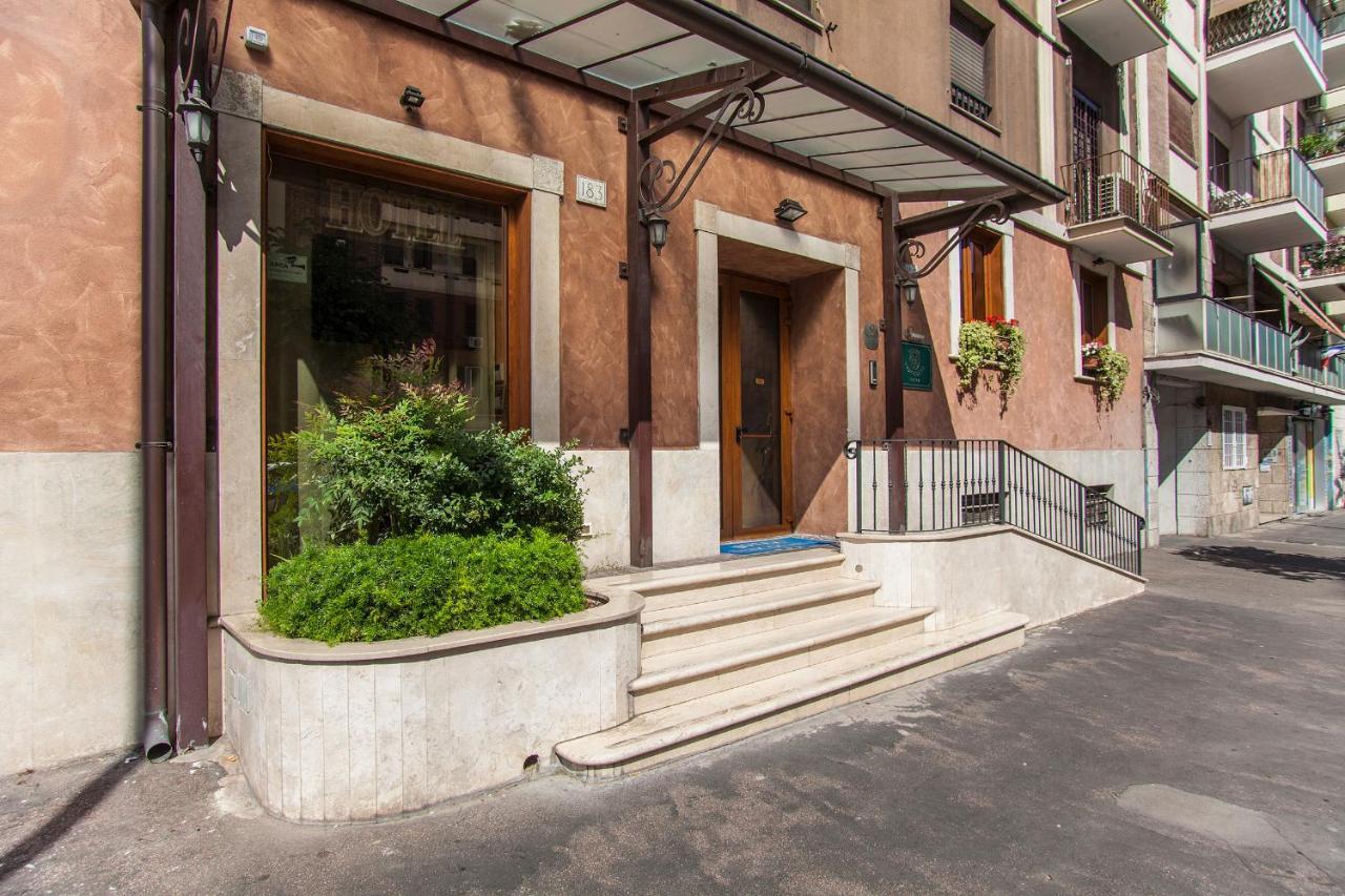 Hotel Tuscolana Roma Dış mekan fotoğraf