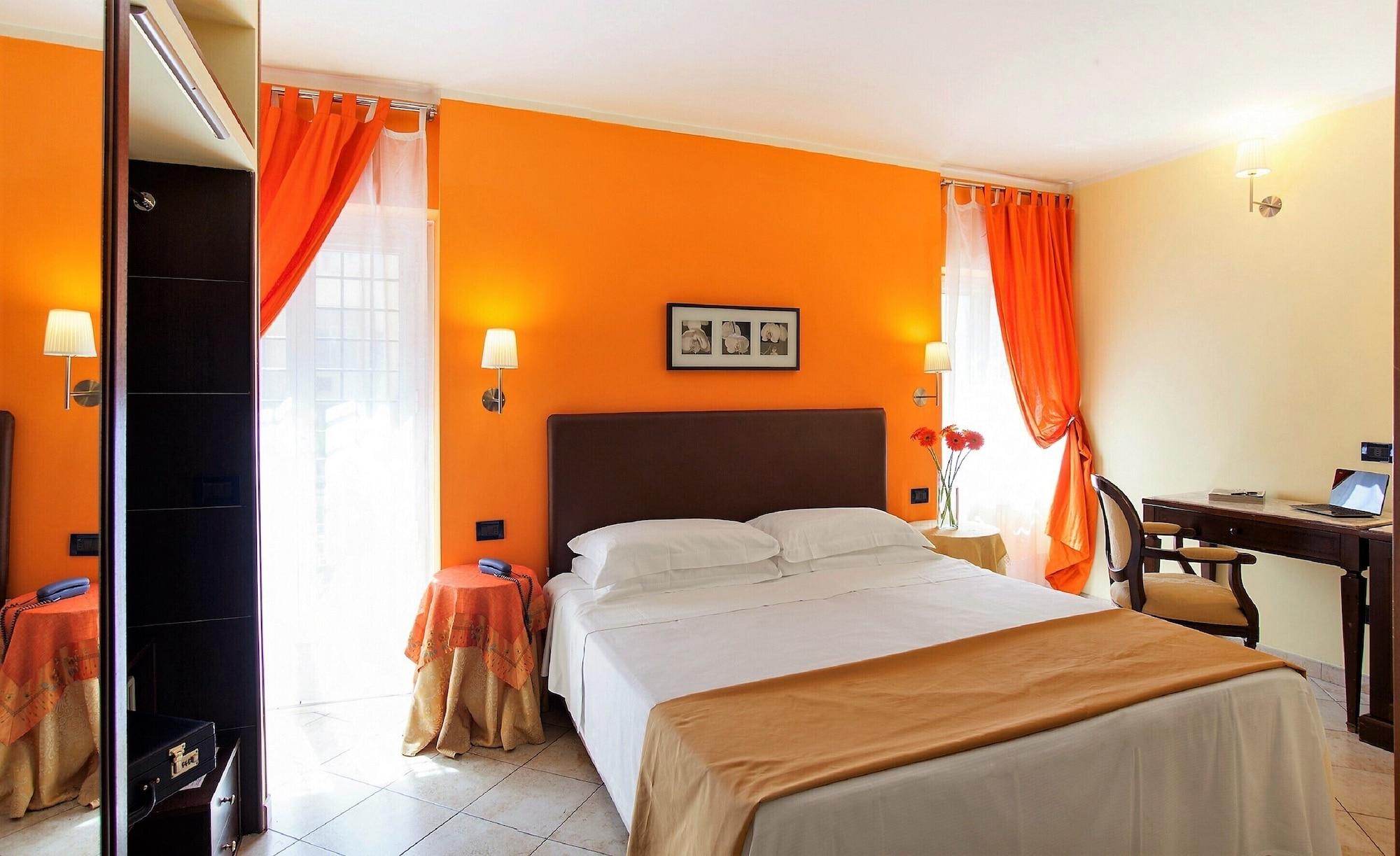 Hotel Tuscolana Roma Dış mekan fotoğraf