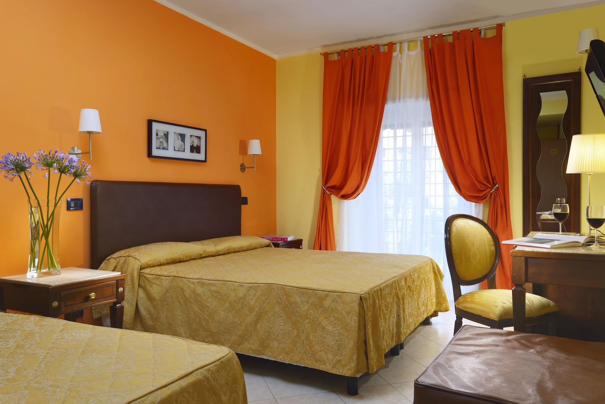 Hotel Tuscolana Roma Dış mekan fotoğraf