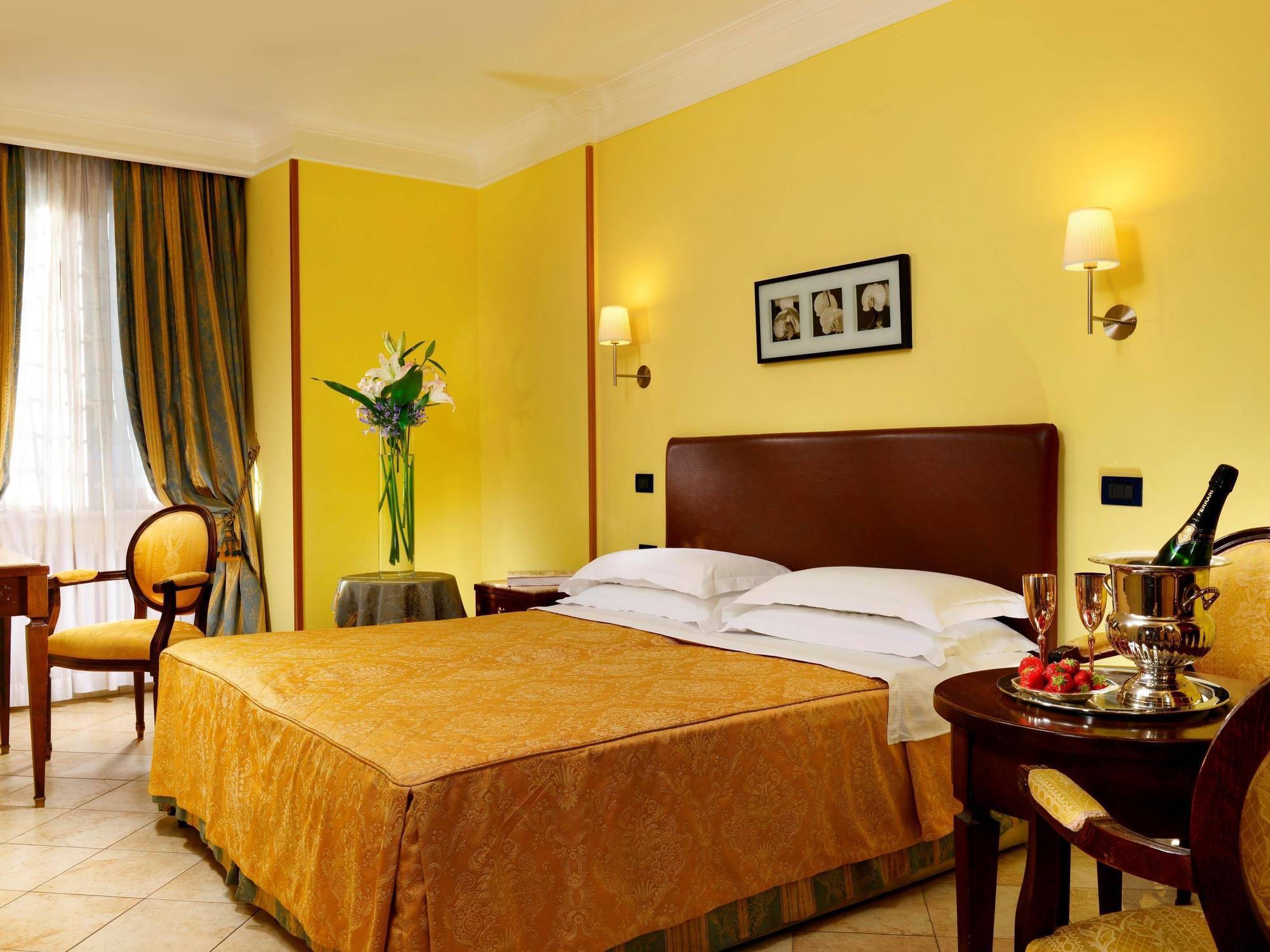 Hotel Tuscolana Roma Dış mekan fotoğraf