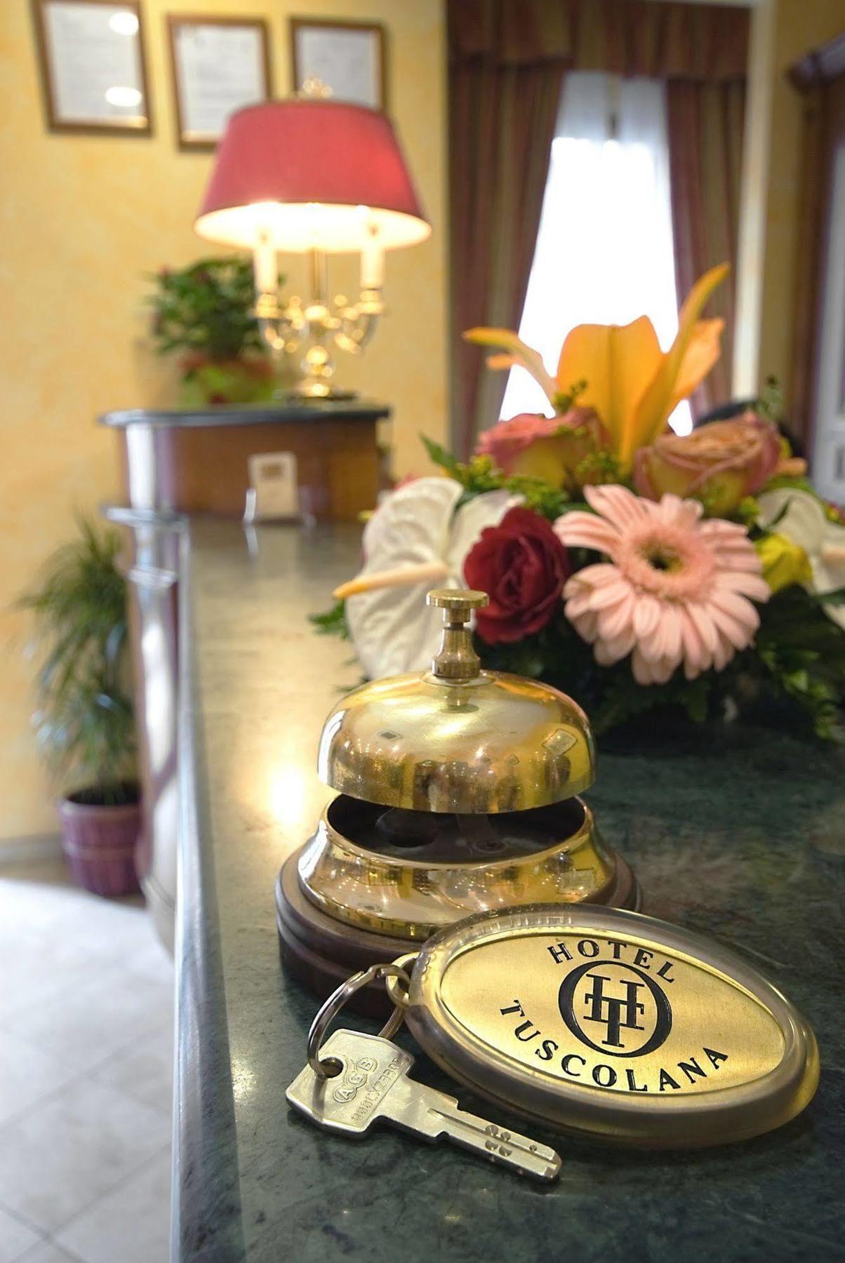 Hotel Tuscolana Roma Dış mekan fotoğraf
