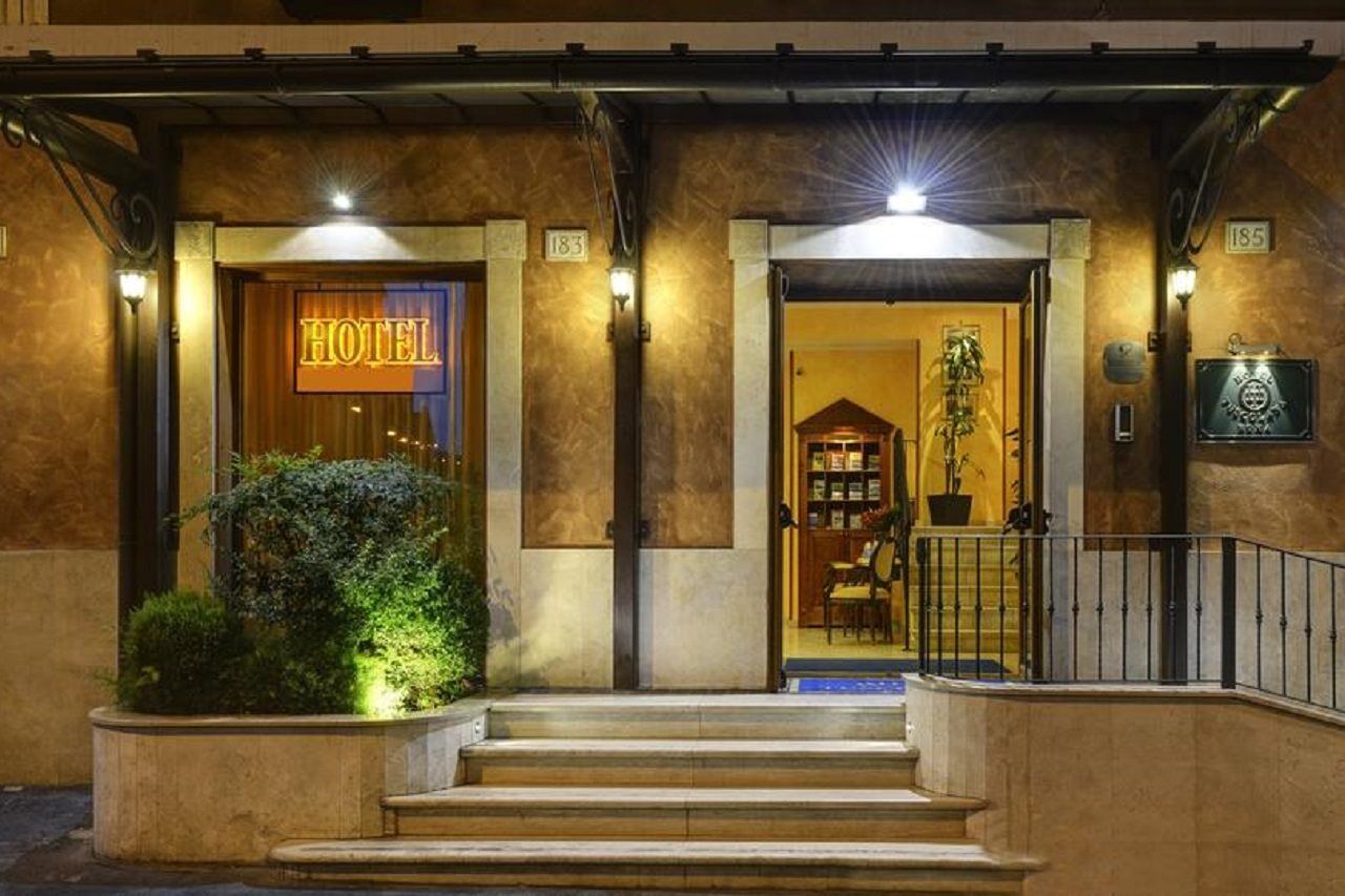 Hotel Tuscolana Roma Dış mekan fotoğraf